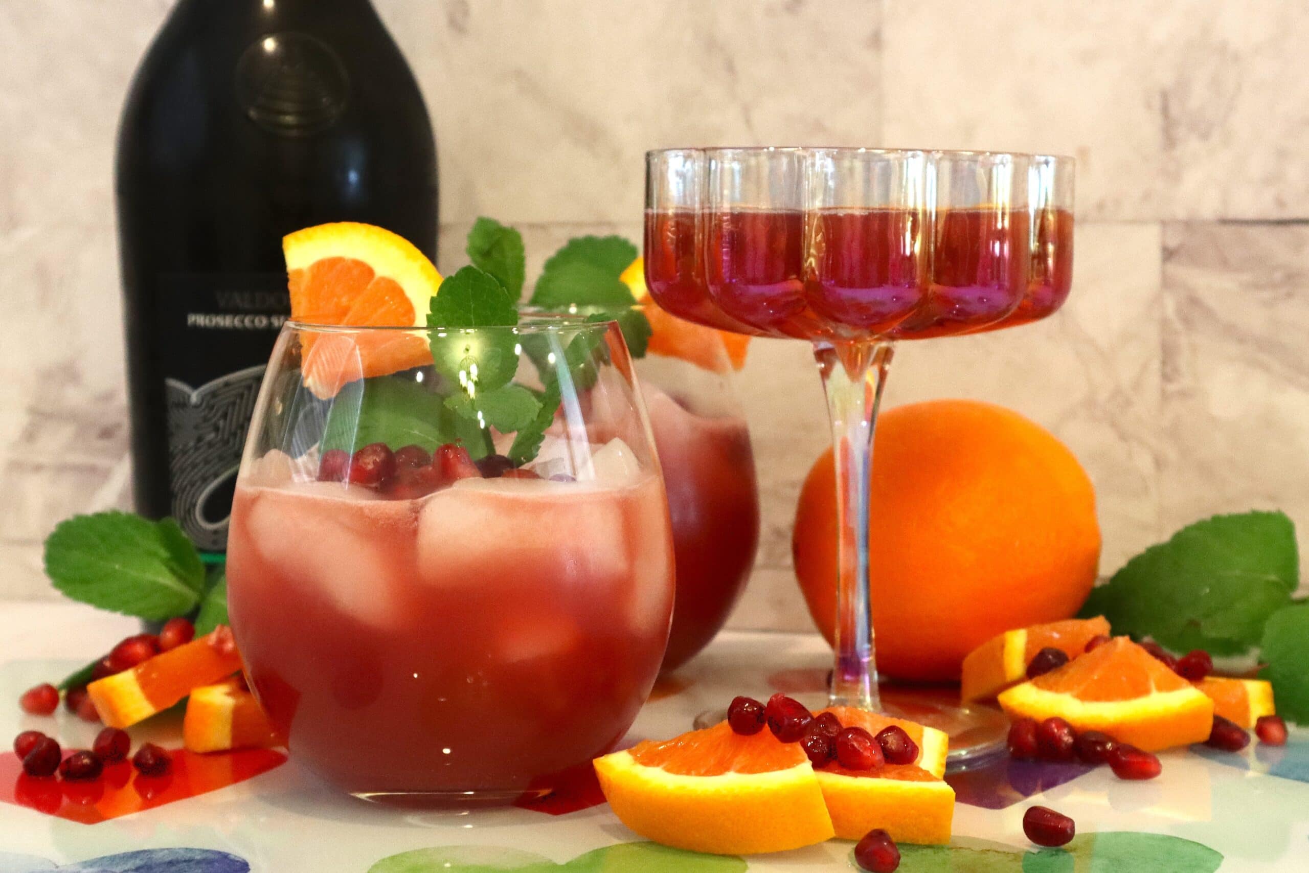 Pomegranate Orange Spritz: A Sparkling Cocktail Perfect for the Holidays