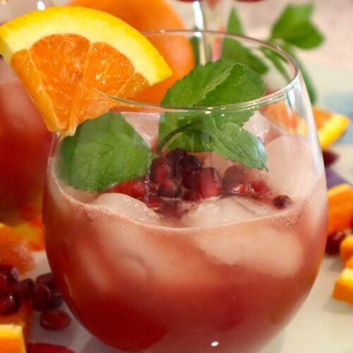 Pomegranate Orange Spritz: A Sparkling Cocktail Perfect for the Holidays